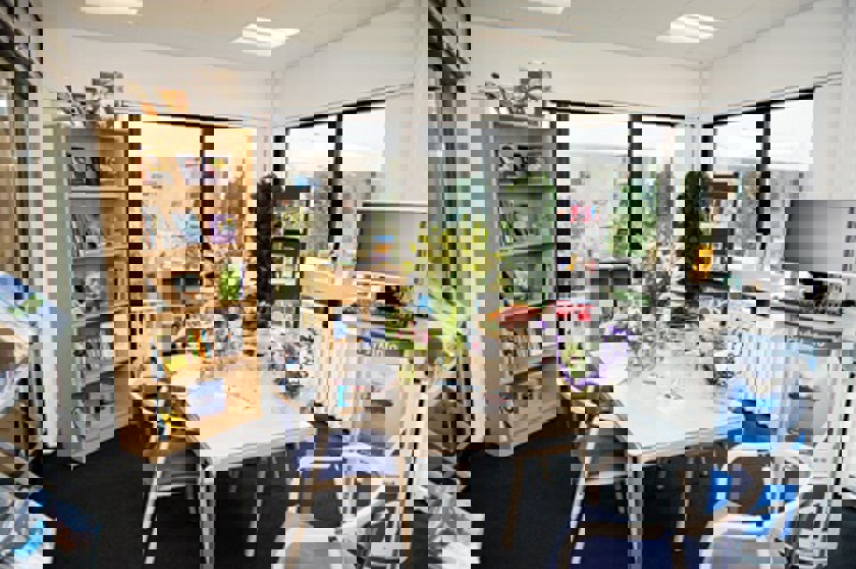 Centeret er et sted, hvor patienter og pårørende kan få informationer omkring psykiatriske lidelser, og fra årsskiftet vil man i Kolding forsøge at bemande centeret nogle dage om ugen.