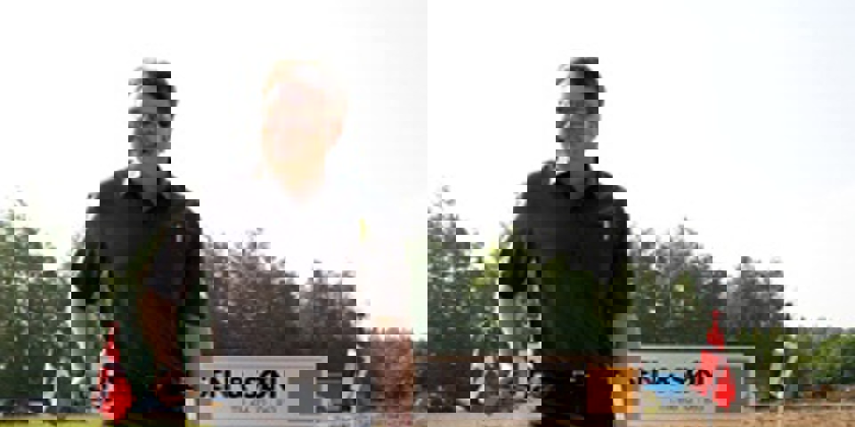 Regionsrådsmedlem Bo Libergren tager første spadestik i kværndrup.  Regionsrådsmedlem Bo Libergren tager 1. spade- stik til 20 nye boliger til voksne med autisme i  Kværndrup. Foto: Jørgen Diswal