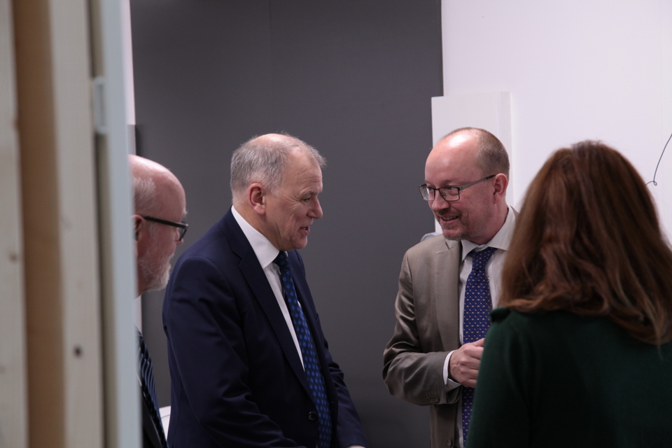 eu-kommissær vytenis andriukaitis på besøg i syddansk sundhedsinnovation Billede 4