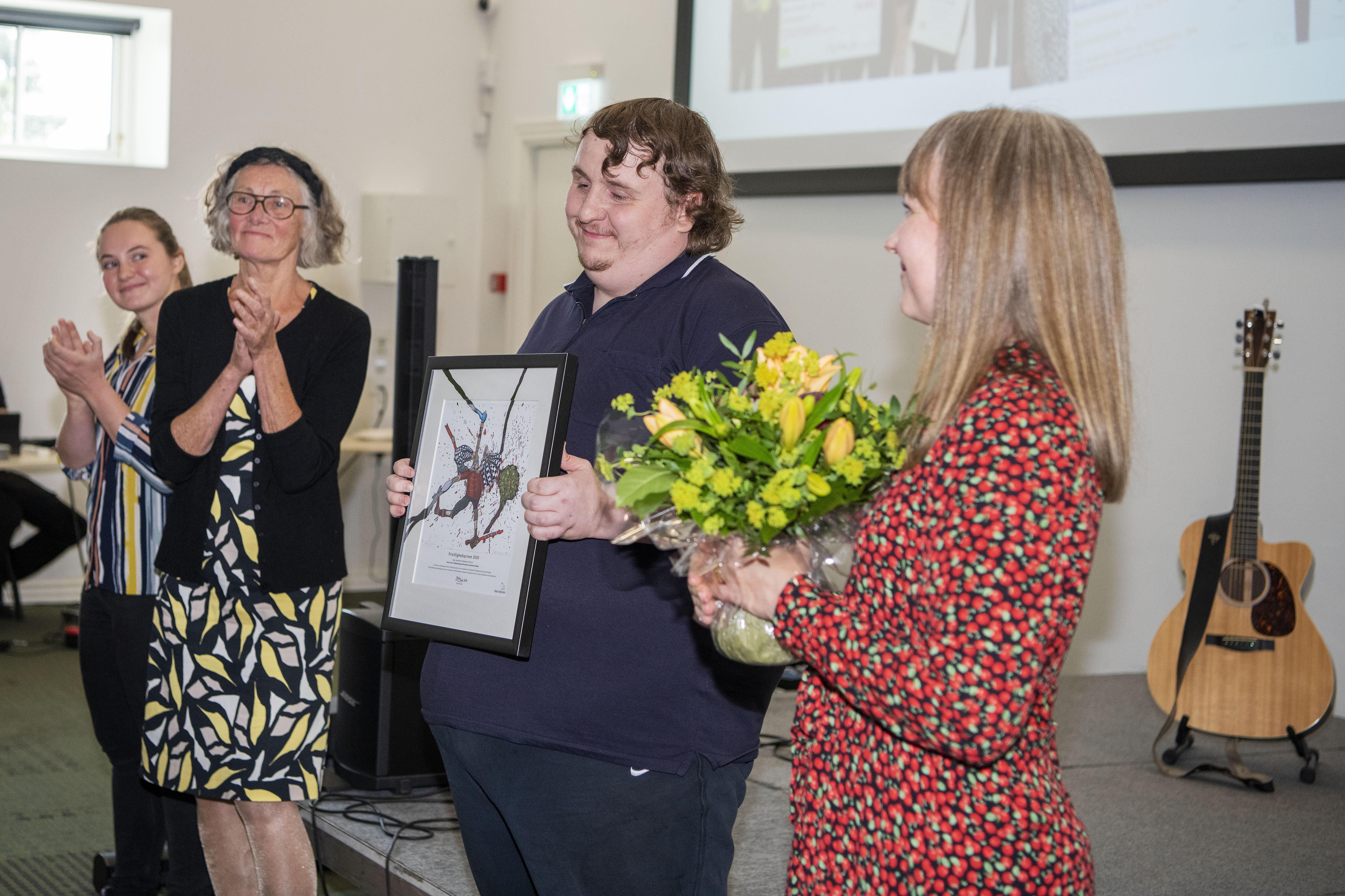 Vindere af sidepris - Dennis Larsen Syrenparken