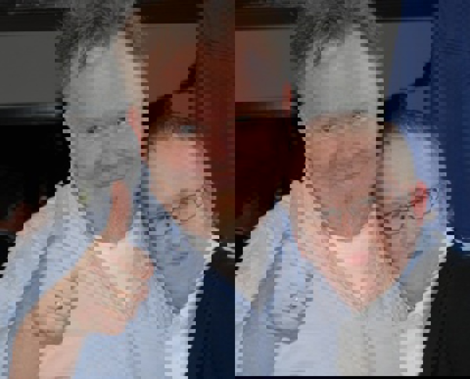 Ole Aakjær (tv.) sammen med Jimmi Holm Andersen, der godt kan tænke sig at lave en film nummer to. ”Ja, det kunne være hyggeligt,” siger Ole Aakjær. Foto: Sisse Valnert.