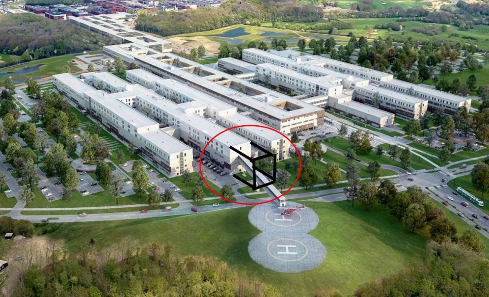 Illustration, der viser placering af den nye tilbygning på hospitalets vestlige ben.