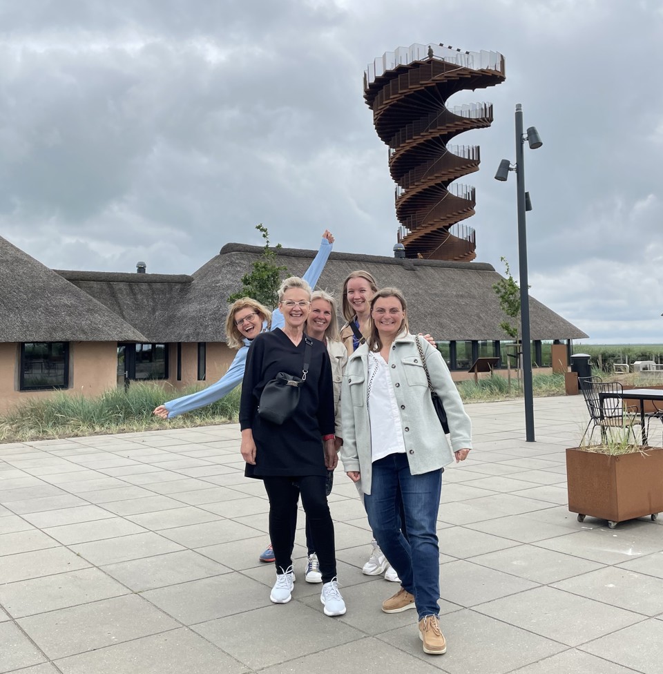 Gruppefoto af teamet ved Lægehuset Sct Knud