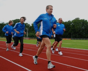 Løberne i gang under deres første test.  Fotos: Ulrik Westphal   