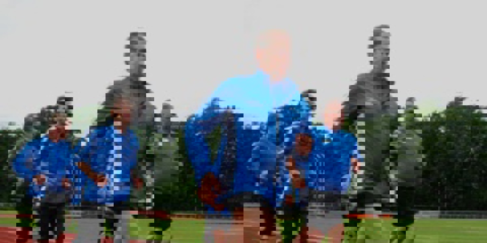 Løberne i gang under deres første test.  Fotos: Ulrik Westphal