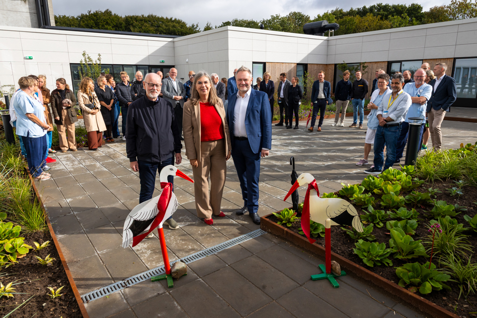Regionspolitikerne Karsten Uno Petersen, Mette With Hagensen og Bo Libergren holdt taler, da den nye neonatalafsnit blev officielt indviet. Foto: Tobias Nørgaard Pedersen/Sygehus Lillebælt.