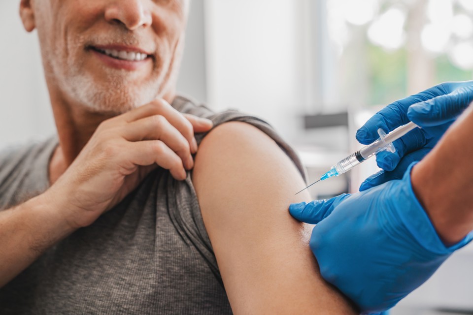Vaccination af mand