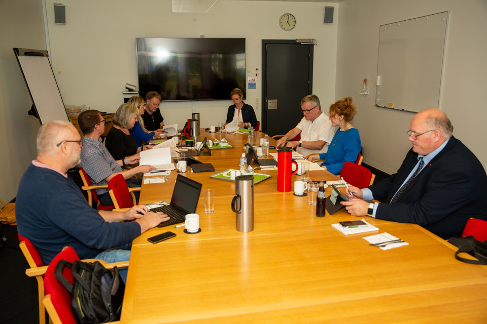 Forhandlerne havde sat hinanden stævne i et af mødelokalerne i regionshuset i Vejle. Foto: Anders Flindt Prytz Christensen
