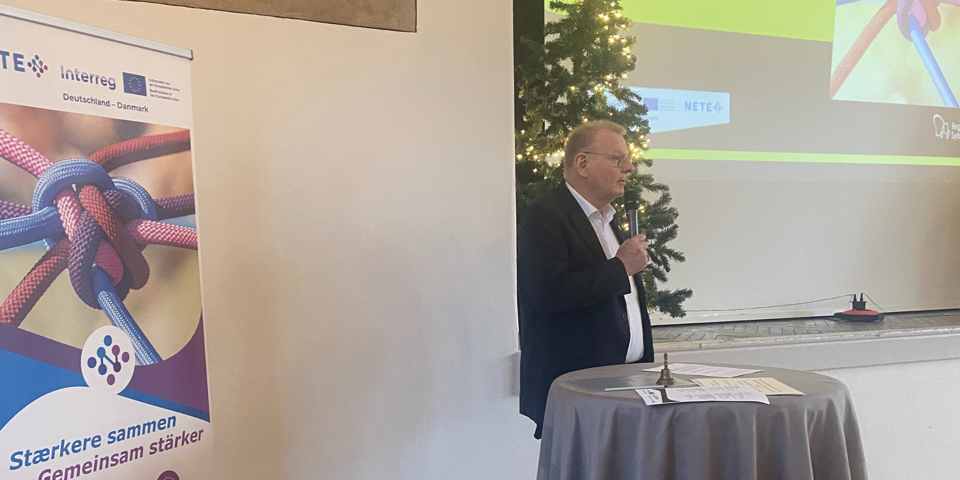 Jens Wistoft (V) åbnede konferencen op Folkehjem i Aabenraa. 