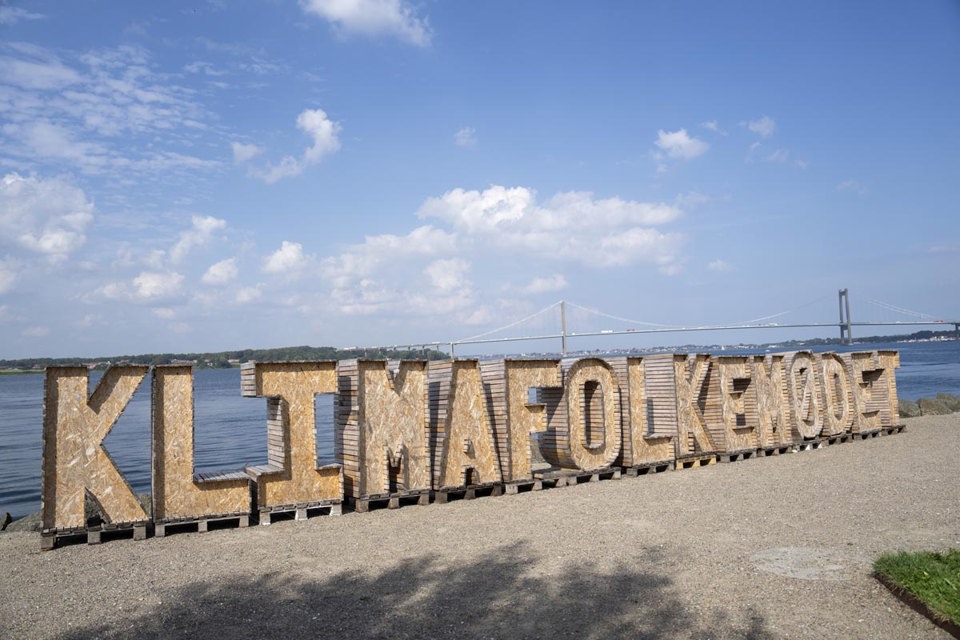 Foto af Frank Cilius af havnefronten i Middelfart under Klimafolkemødet 2024